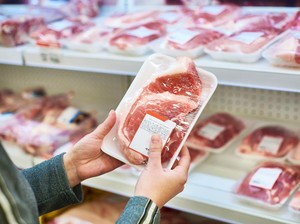 7 Tips Memotong Daging Sapi Agar Empuk dan Tidak Alot