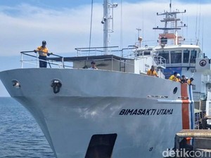 Pemudik Madura yang Telantar di Pelabuhan Jangkar Diangkut Kapal Navigasi