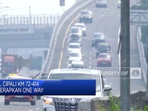 Video: Kondisi Lalin Tol Japek KM 47 Ramai Lancar