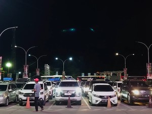 Pelabuhan Merak Terpantau Ramai di H+5 Lebaran