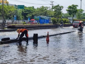 Masih Ada Genangan Rob di Pantura Kaligawe Semarang, Begini Kondisinya
