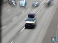 H-2 Lebaran, Tol Japek Padat dan Didominasi Kendaraan Pribadi