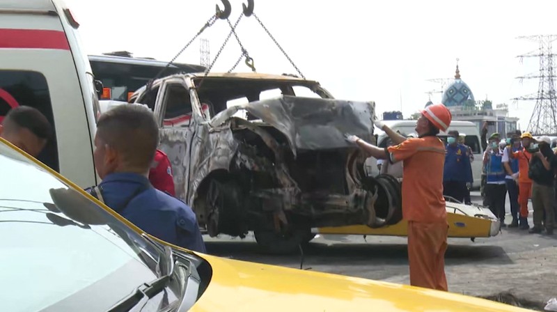 Kecelakaan  Tol Jakarta Cikampek KM 58. (Tangkapan Layar CNN Indonesia TV)