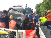 Sopir Bus Ungkap Detik-Detik Kecelakaan Maut Gran Max Tol Japek Km 58