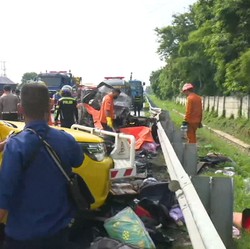 Terungkap Kecepatan Gran Max Sebabkan Kecelakaan Maut Tol Japek Km 58