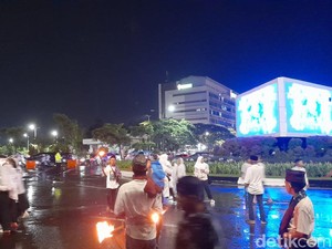 Pawai Obor di Makassar Selesai, Jalan Penghibur Kembali Dibuka