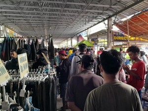 Pasar Legen Klaten Ramai Jelang Lebaran, Diserbu Warga-Pemudik