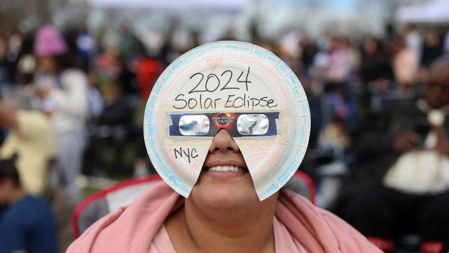 Gerhana matahari total di Dallas, Texas, AS, 8 April 2024. (via REUTERS/NASA/Keegan Barber)
