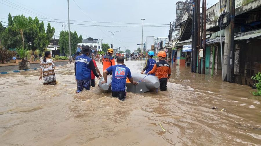 Banjir yang melanda Kabupaten dan Kota Pasuruan, Jawa Timur. (Dok: BNPB)
