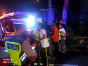 Innova Dikendarai Pelajar di Surabaya Tabrak 2 Motor, 1 Orang Tewas