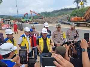 Perbaikan Tol Bocimi Dikebut, H+1 Lebaran 1 Lajur Dibuka