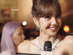 Video: Babak Baru Karier Lisa Blackpink, Gabung Label Asal Amerika