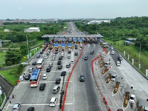 2.000 Kendaraan dari Luar Daerah Terpantau Masuk Jatim Per Jam
