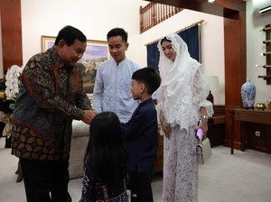 Prabowo Siapkan Kuda Warna Emas dan Putih untuk Jan Ethes