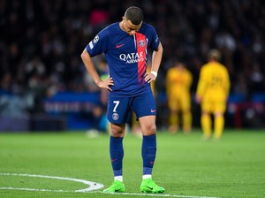 Kylian Mbappe Memble di Laga PSG Vs Barcelona