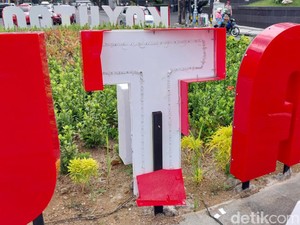 Terungkap Identitas Remaja di Malang Nyalakan Petasan-Logo Kayutangan Rusak