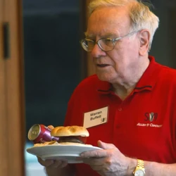 Warren Buffett: Mau Sukses dalam Investasi? Jangan Lakukan Ini...