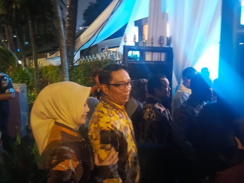 Prabowo Subianto saat menghadiri acara 'Open House' Lebaran di kediamannya yang berlokasi di kompleks Widya Chandra, Jakarta Selatan, Kamis (11/4/2024). (CNBC Indonesia/Rosseno Aji)