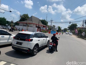 Simpang Papar Kediri Ditutup-Dialihkan Dampak Arus Lalin Mengkreng Padat