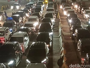 ASDP Catat 61.218 Pemudik di Pelabuhan Bakauheni Menyeberang ke Pulau Jawa