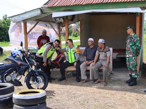 Jaga Keamanan saat Libur Lebaran, Kapolres Siak Patroli ke Perumahan Warga