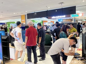 Serbu! Kaos Pria di Transmart Full Day Sale Mulai Rp 80 Ribuan Aja