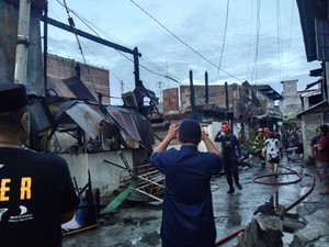 3 Rumah di Pinrang Terbakar Diduga Akibat Korsleting, Kerugian Rp 170 Juta