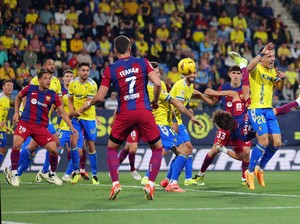 Lawan Cadiz, Gol Salto Joao Felix Selamatkan Barcelona dari Kekalahan