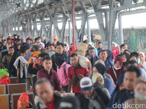 Arus Balik Lebaran, 47.317 Orang Tiba di Stasiun Gambir-Pasar Senen Hari Ini