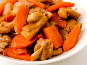Resep Tumis Ayam dan Wortel yang Gurih Segar Untuk Lauk Nasi