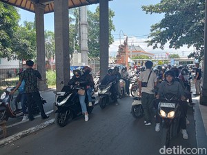 Situasi Arus Balik Lebaran di Pelabuhan Gilimanuk