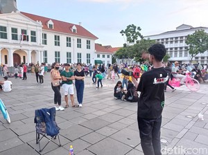 Cerita 3 Pemuda Jadi Fotografer Keliling di Kota Tua untuk Biaya Kuliah