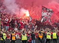 Bay Arena Menyala! Potret Euforia Bayer Leverkusen Catat Sejarah