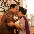 Potret Mesra Prabowo Rayakan Ulang Tahun Titiek Soeharto