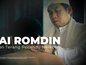 Kyai Romdin, Bebaskan Anak Muda dari Narkoba dengan Telunjuk Petir