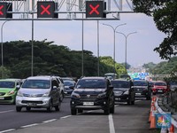 Mudik Jalur Darat? Hindari Makanan Ini Agar Tak Mengantuk Saat Nyetir