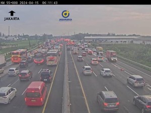 Titik-titik Macet Arus Balik di Tol Cikampek dan Layang MBZ Senin Pagi