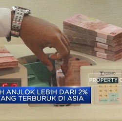 Video: Terburuk di Asia, Rupiah Anjlok Lebih Dari 2%