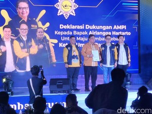 AMPI Deklarasi Dukung Airlangga Hartarto Jadi Ketum Golkar 2024-2029
