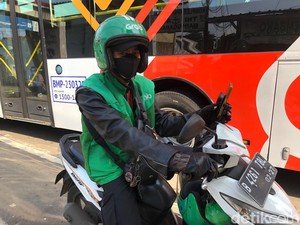 Ragam Curhat Ojol saat Libur Lebaran Usai: Orderan Masih Sepi