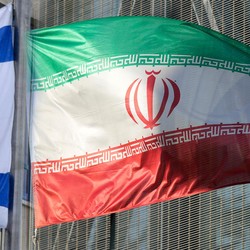 Breaking News: Israel Serang Iran