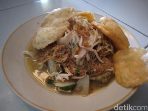 Manis Gurih Gado-gado Ayam Khas Cirebon Ibu Imuh