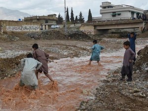 41 Orang Tewas Akibat Sambaran Petir dan Hujan Lebat di Pakistan