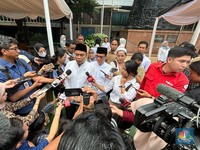 Bawa Kejutan, Bos Apple Tim Cook Besok Datang ke Indonesia