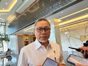 Zulhas Minta Bea Cukai Lepaskan Barang Kiriman TKI yang Tertahan