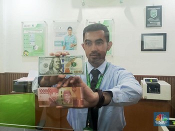 BI Pangkas Suku Bunga Jadi 6%, Dolar Naik ke Rp 15.355