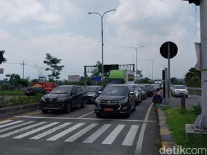 Arus Lalu Lintas di Simpang Karanglo Malang Mulai Kembali Normal
