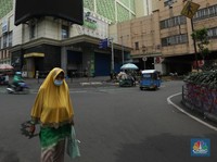 Penampakan Pasar Tanah Abang Sepi Bak Kuburan - Ditutup Sementara