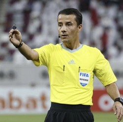 Bola Komedi, Instagram Wasit Nasrullo Kabirov Diserbu Warganet RI