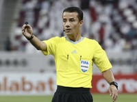 Bola Komedi, Instagram Wasit Nasrullo Kabirov Diserbu Warganet RI